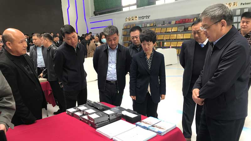 焦作綠色建筑建材產(chǎn)業(yè)聯(lián)盟成立暨供需對接大會召開-1